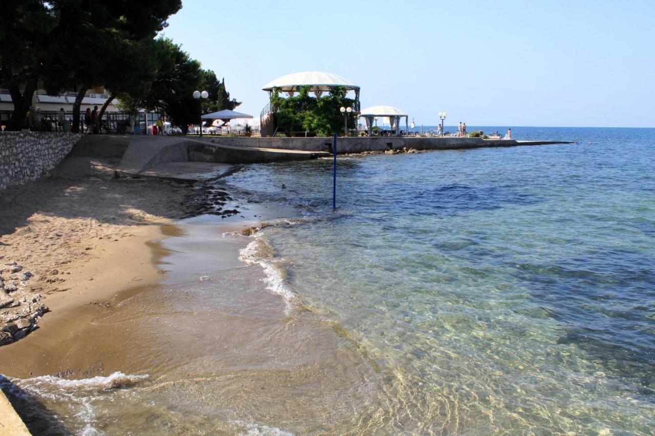Apartments With A Parking Space Umag - 7066 Esterno foto