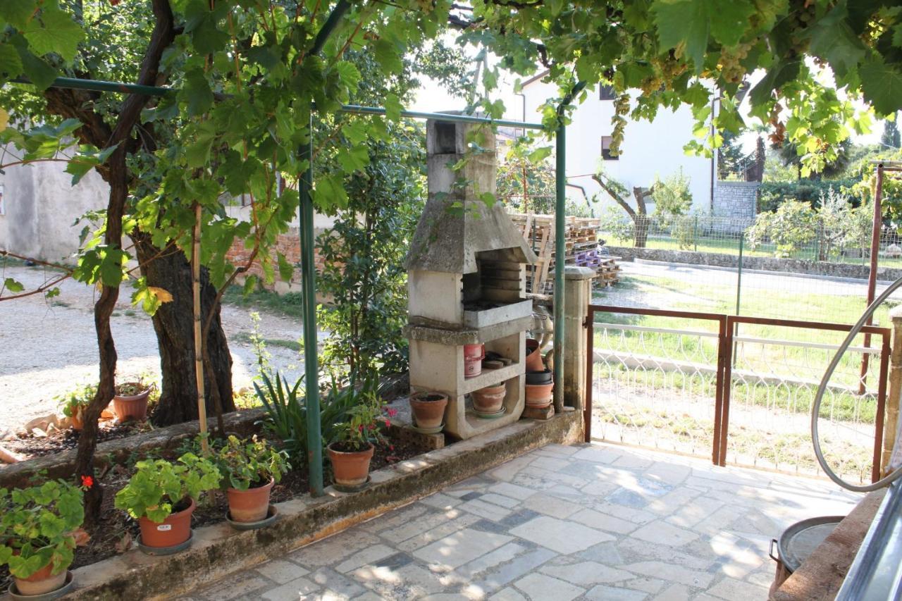 Apartments With A Parking Space Umag - 7066 Esterno foto