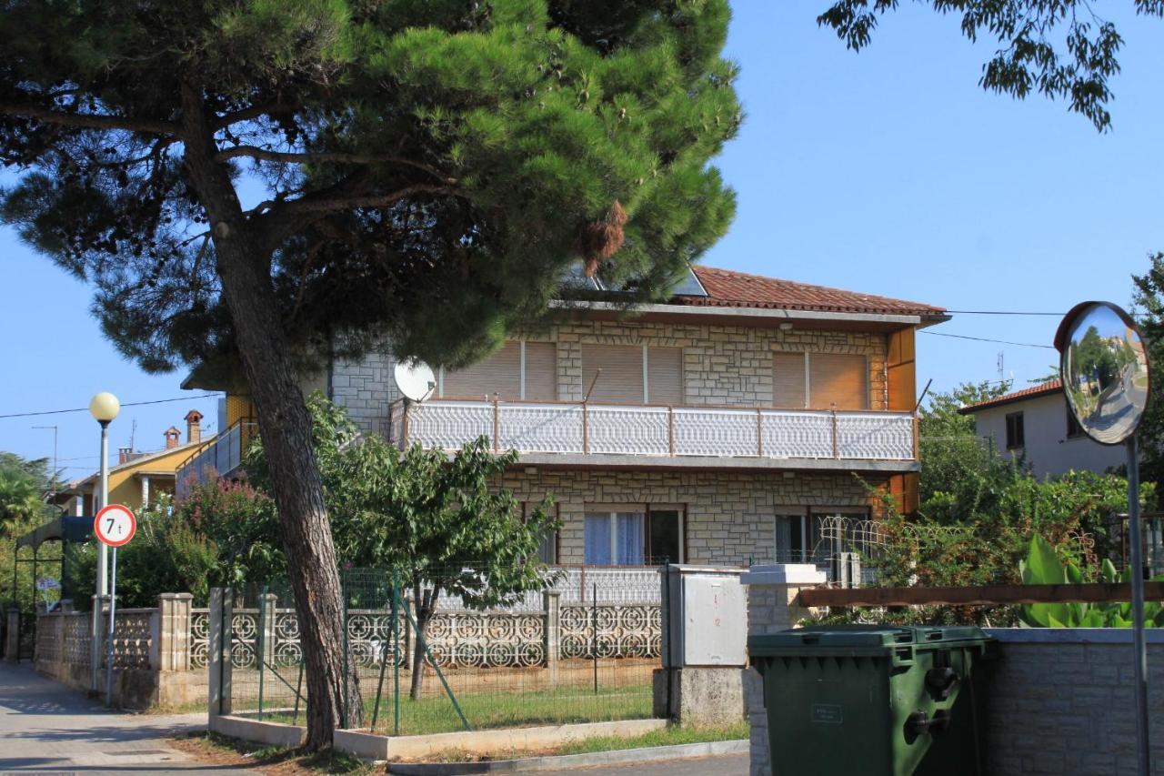 Apartments With A Parking Space Umag - 7066 Esterno foto